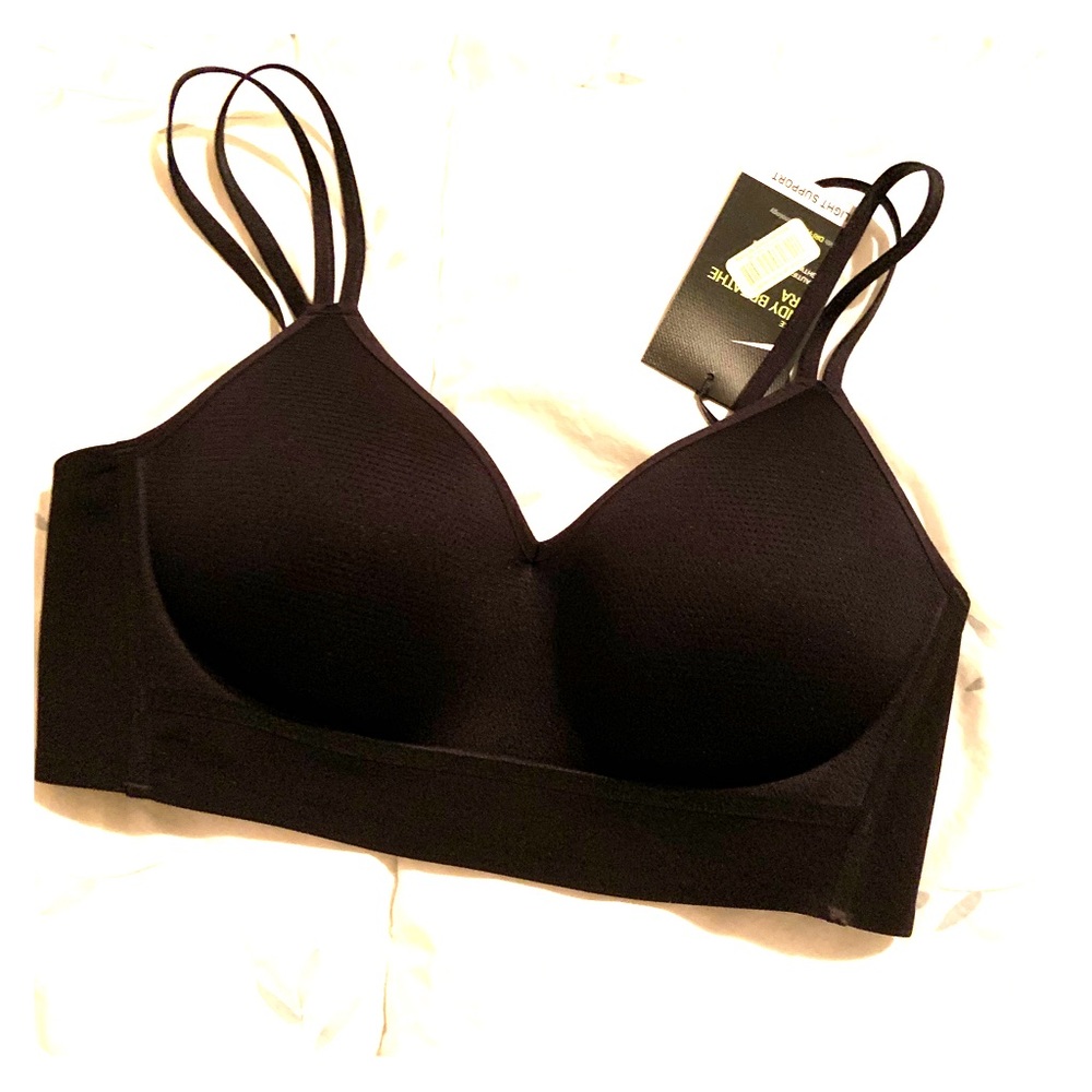 NWT Nike Sports Bra